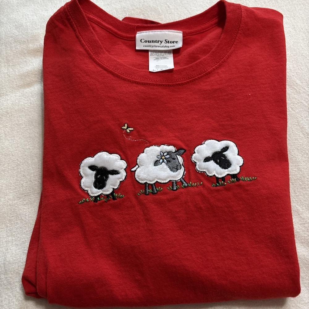 Country Store  Red‎ Short Sleeve T-Shirt Sheep Appliqué Embroidered SzL